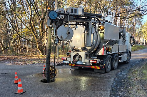 Sewer Cleaning Truck