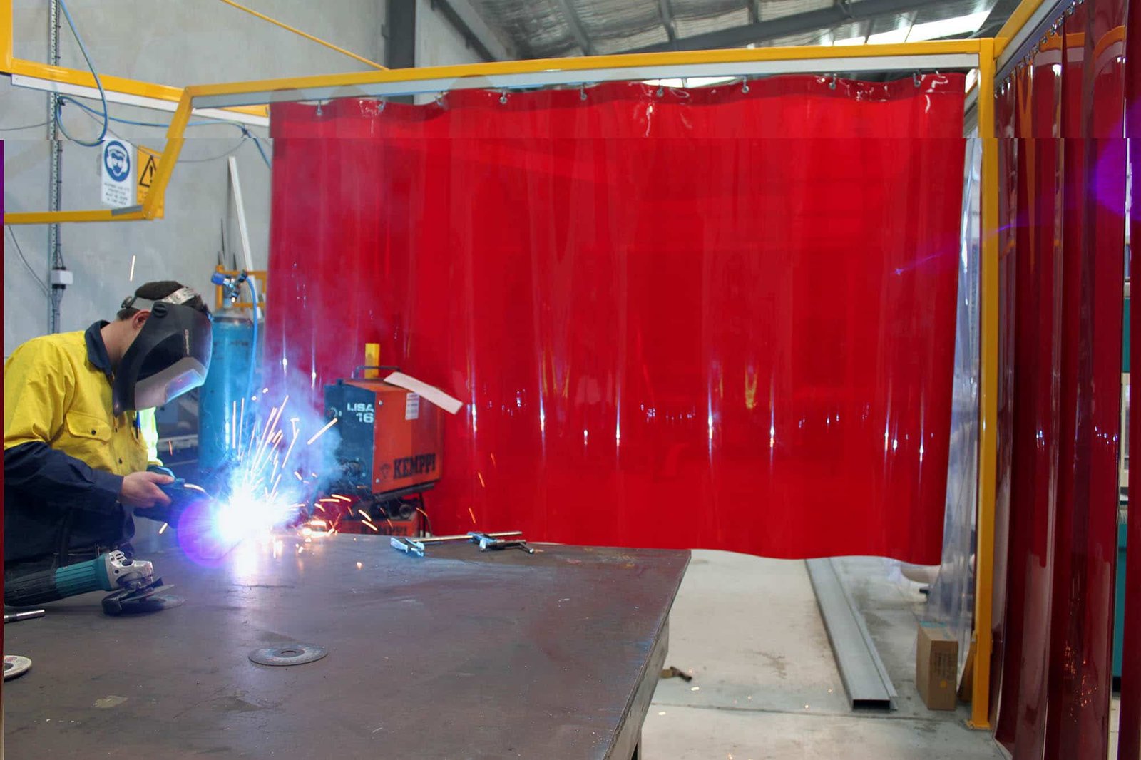 Welding Screens and Curtains