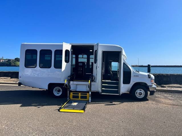 Cutaway Bus